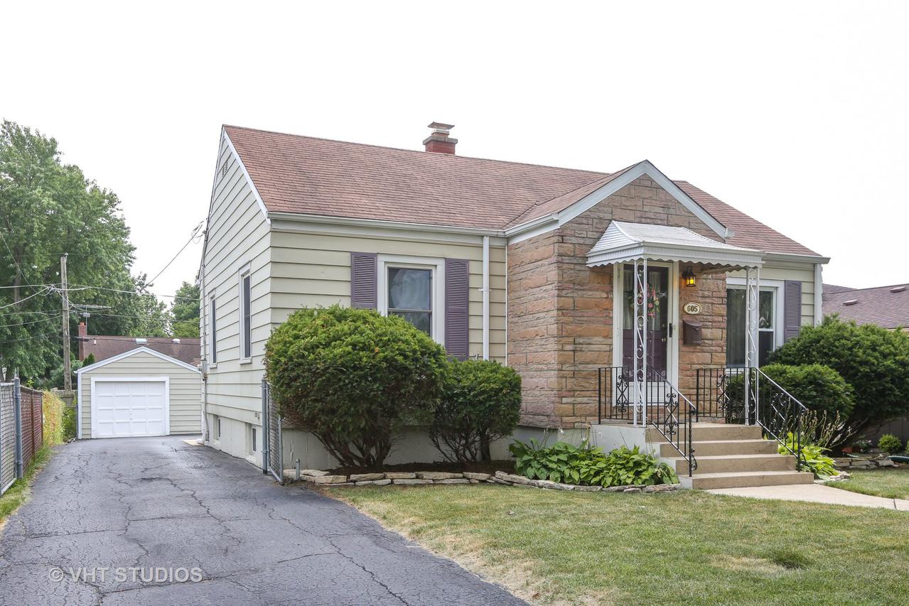 605 Prairie Ave., Downers Grove, IL 60515