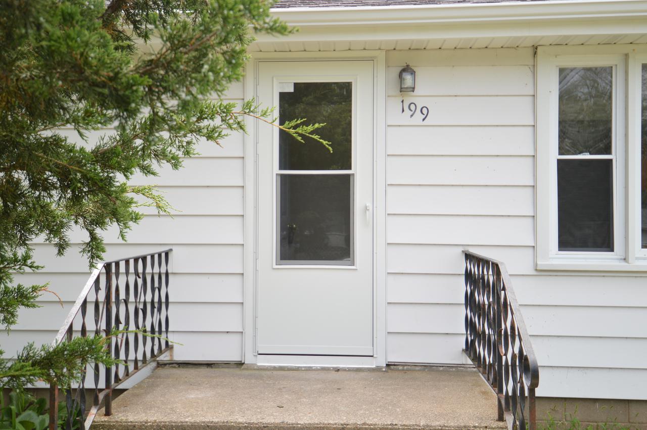 199 Winona Dr., Machesney Park, IL 61115