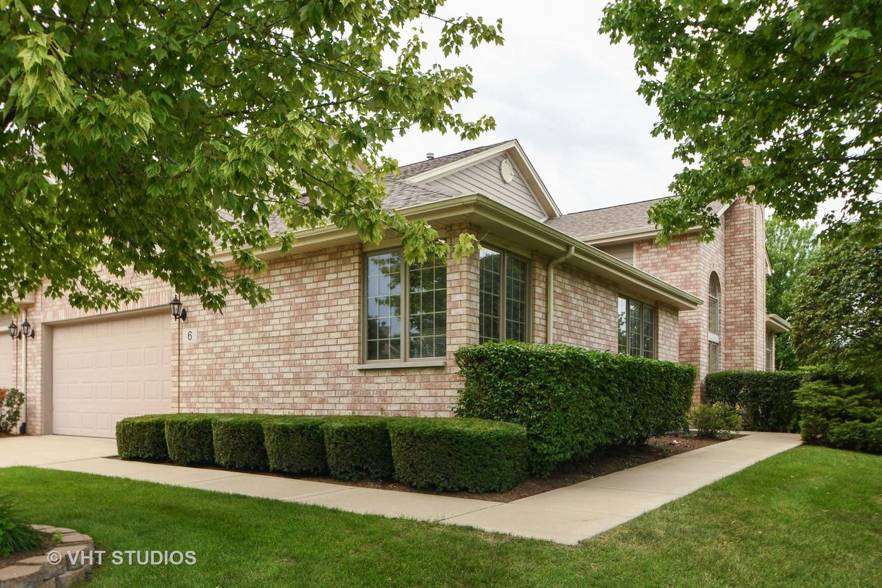 6 Lahinch Dr., Lemont, IL 60439