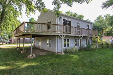 2014 Western Ave., Mchenry, IL 60050