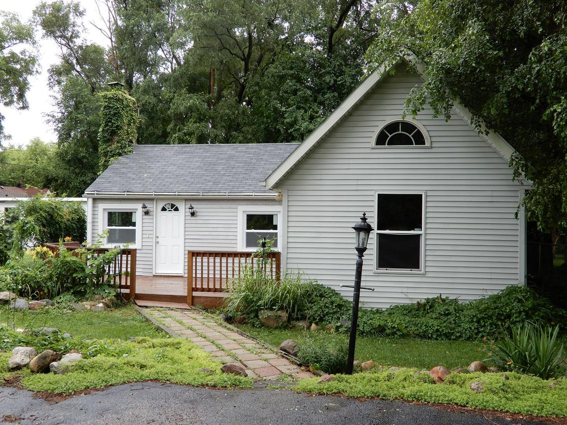 916 Talmadge Ave., Machesney Park, IL 61115