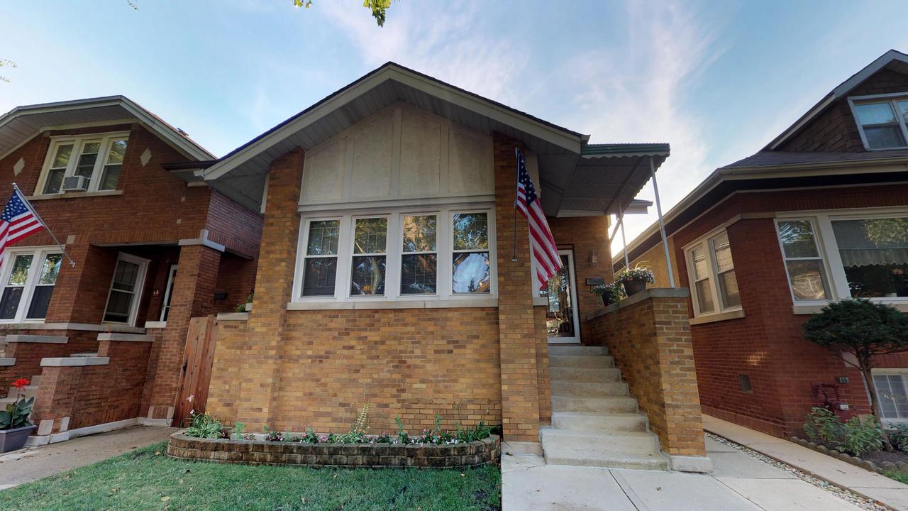 4038 N Marmora Ave., Chicago, IL 60634