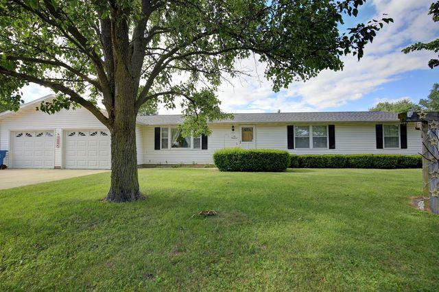 600 W Park St., Thomasboro, IL 61878
