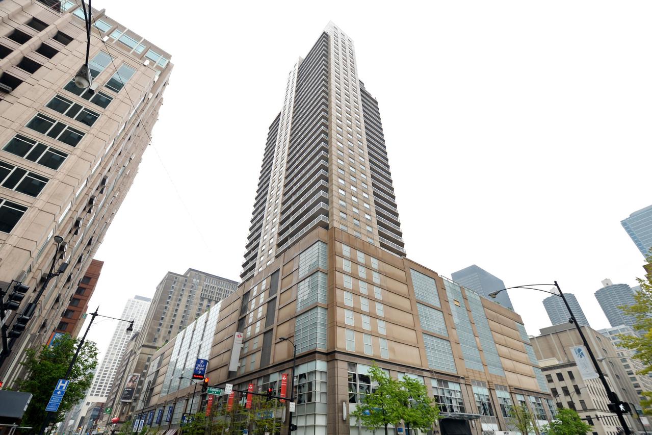 545 Dearborn St. #1801, Chicago, IL 60654