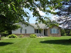 1184 N 1300 East Rd., Shelbyville, IL 62565