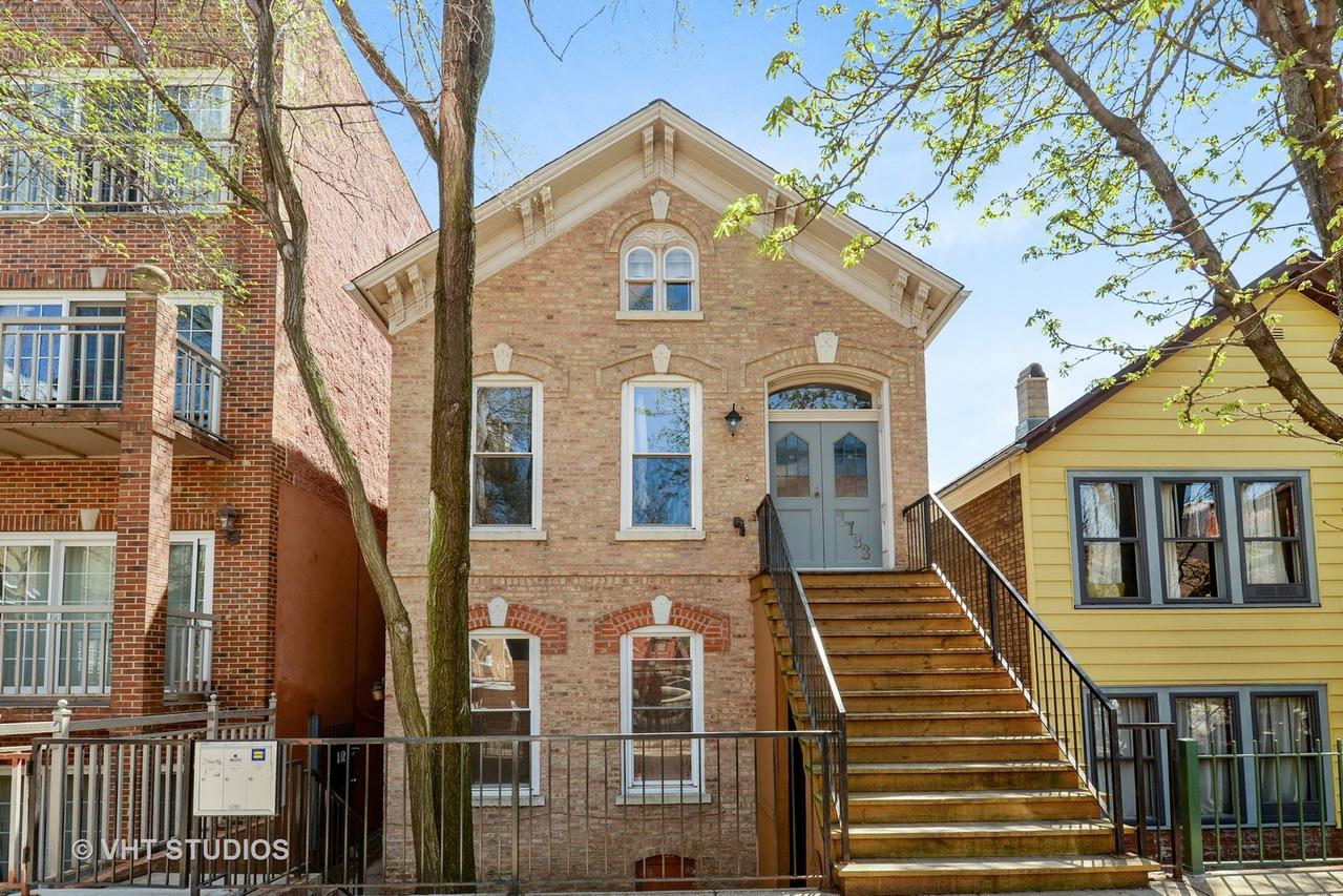 1733 W Pierce Ave., Chicago, IL 60622