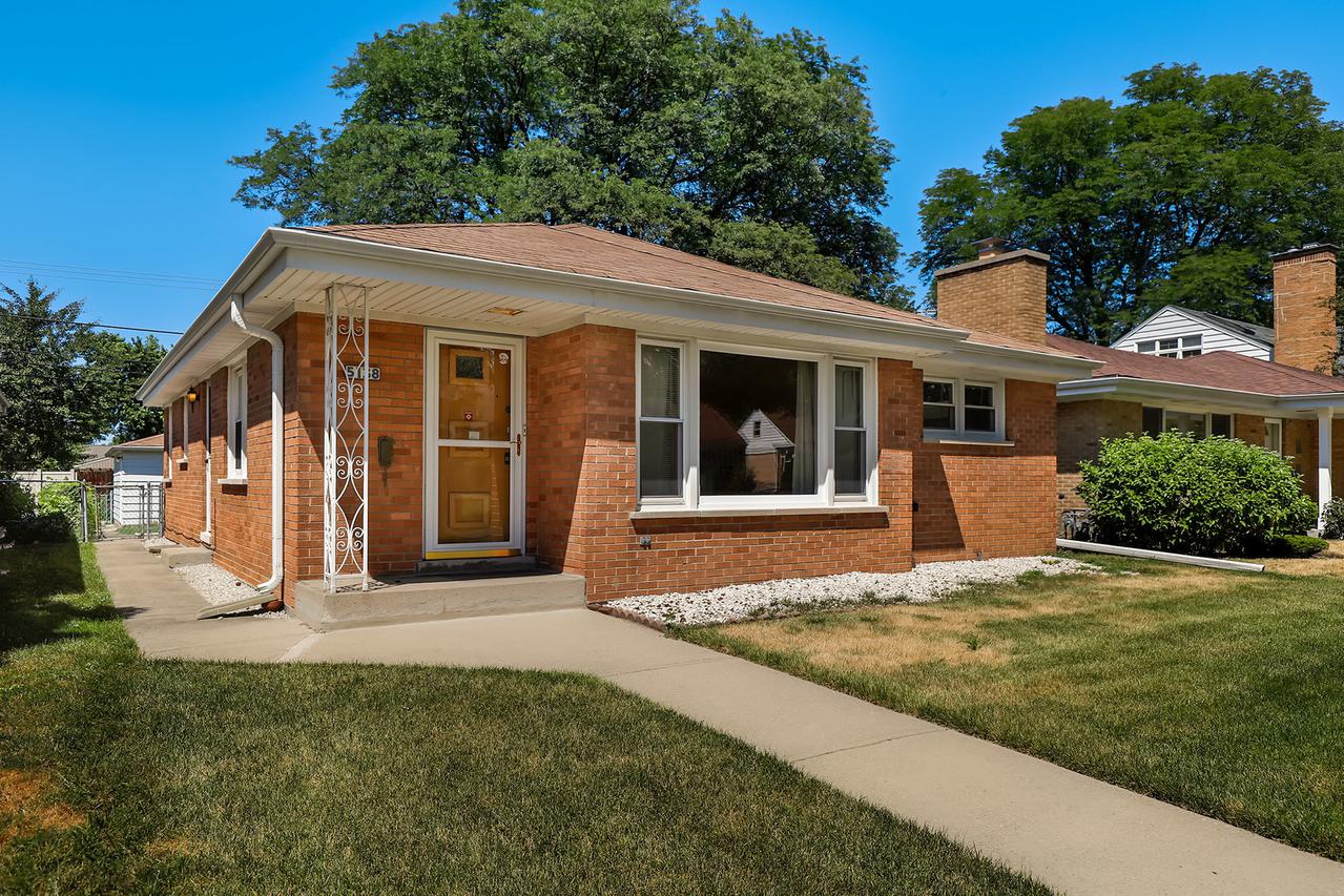5138 Greenleaf St., Skokie, IL 60077
