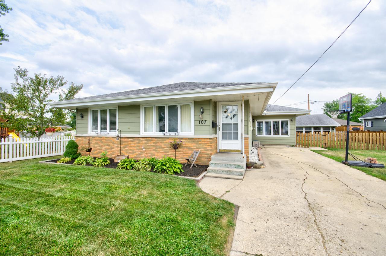 107 E Chestnut St., Coal City, IL 60416