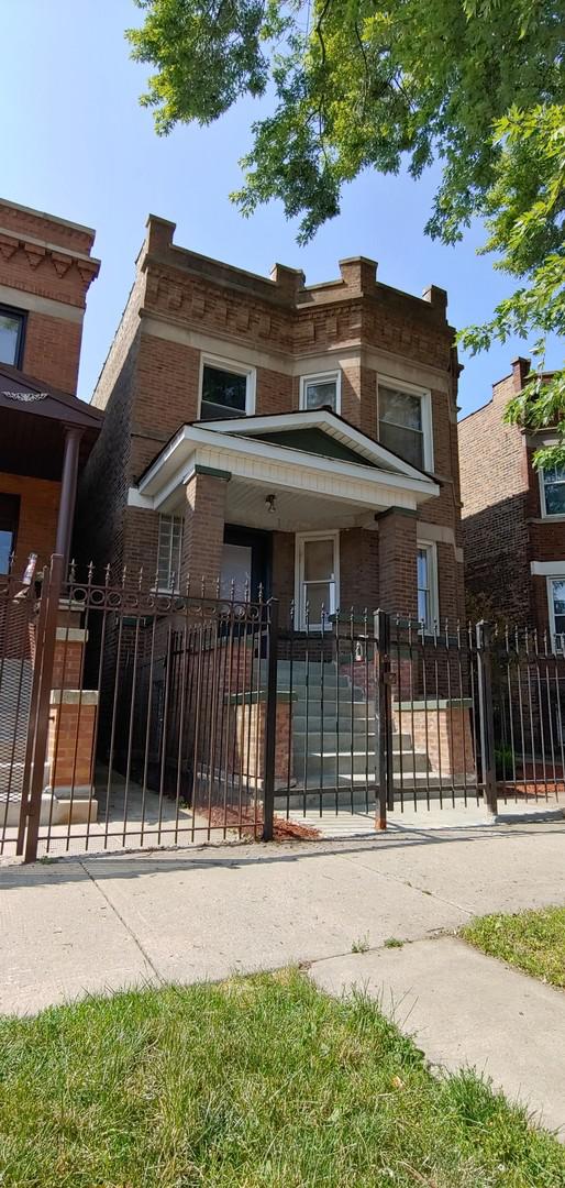 4741 W Congress Pkwy., Chicago, IL 60624