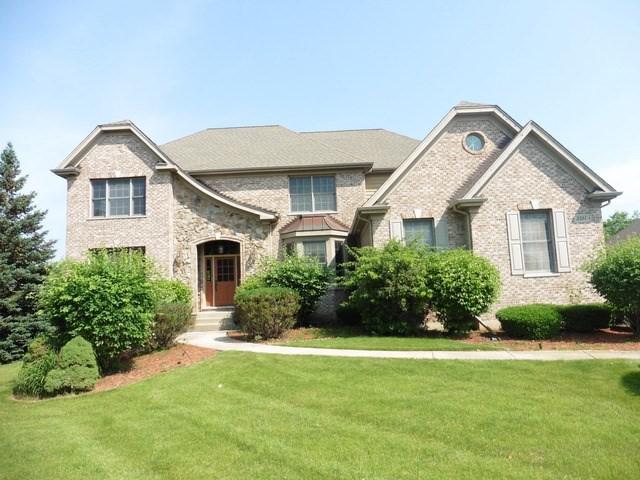 3501 Sandstone Ct., Lake In The Hills, IL 60156
