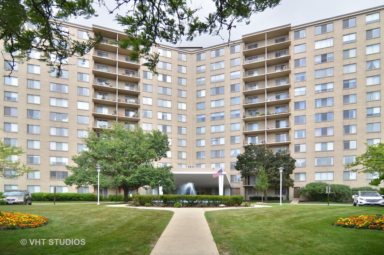 6933 N Kedzie Ave. #502, Chicago, IL 60645