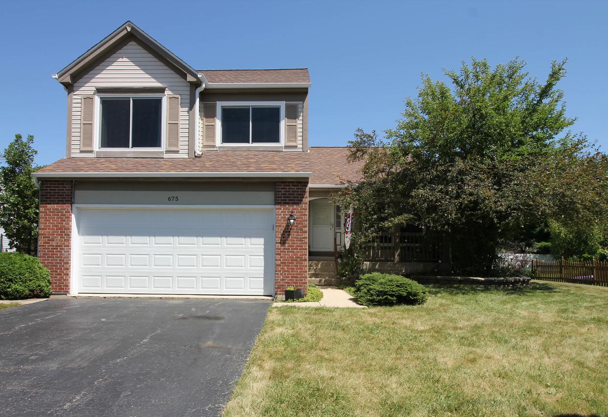 675 Juli Dr., South Elgin, IL 60177