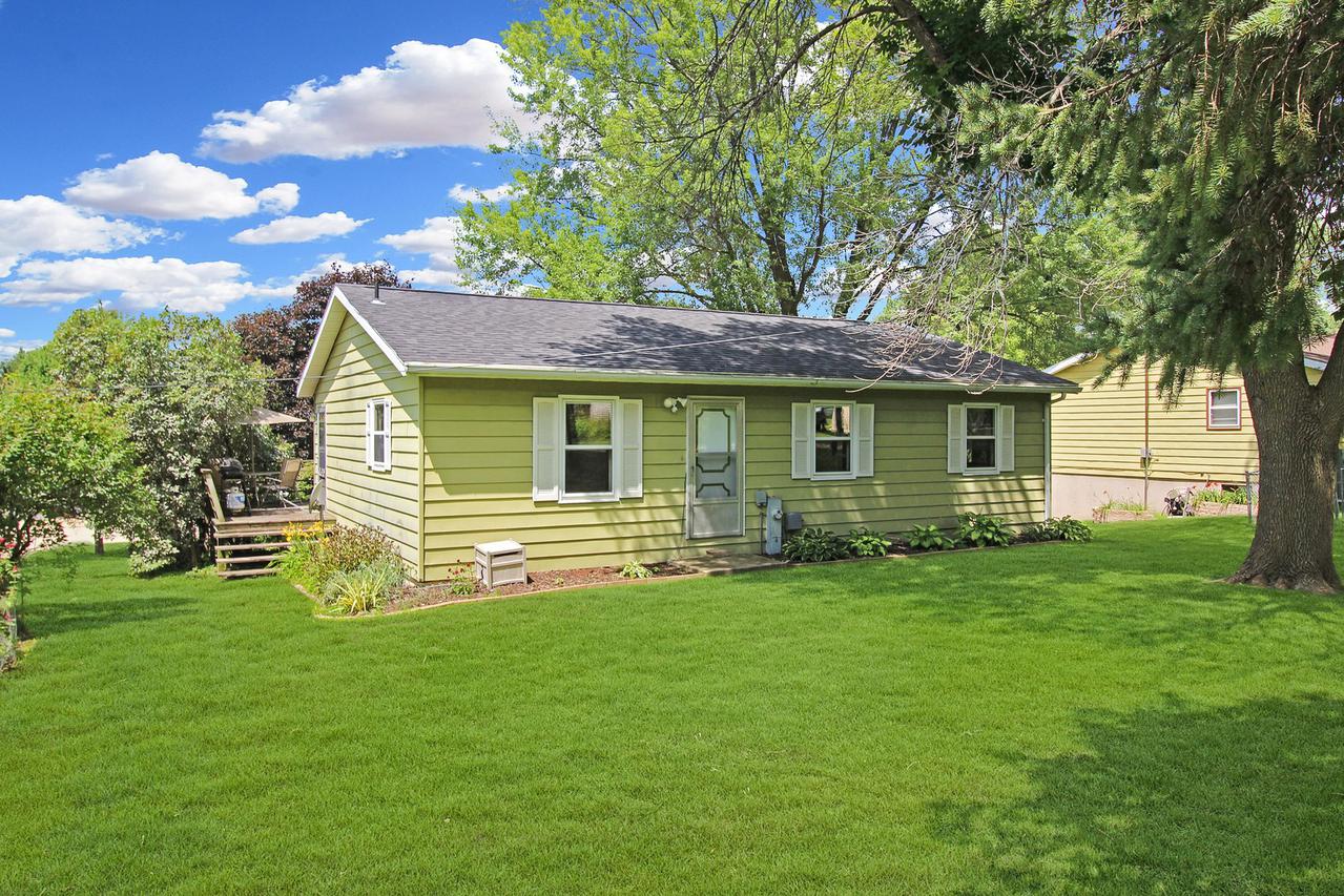 45 S Harrison St., Cedarville, IL 61013