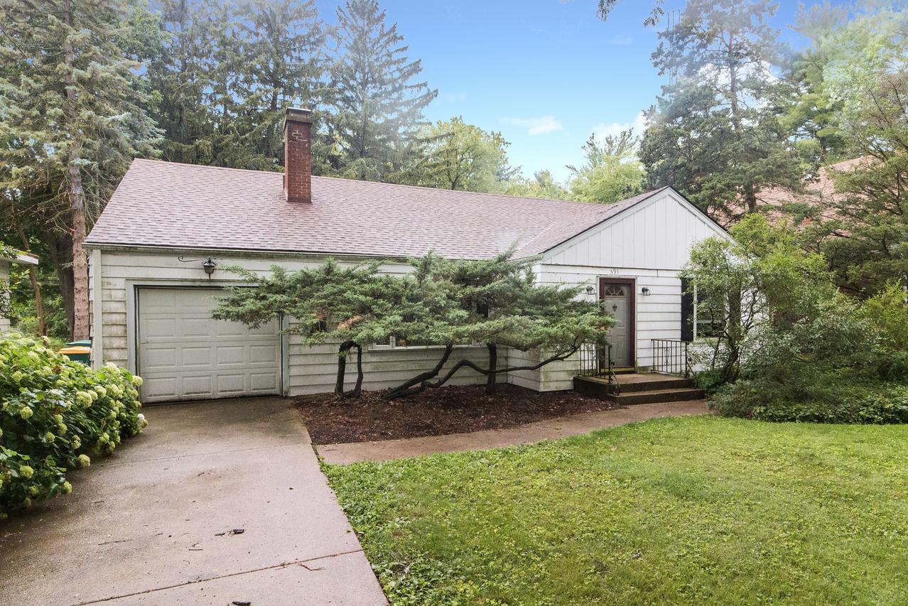 591 Normal Rd., Dekalb, IL 60115