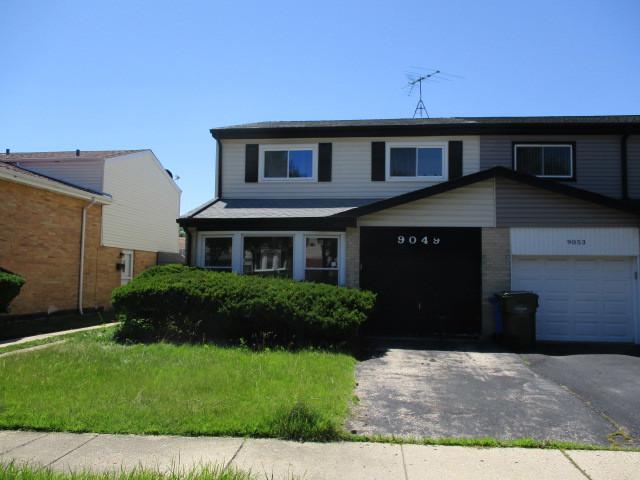 9049 Hollyberry Ave., Des Plaines, IL 60016