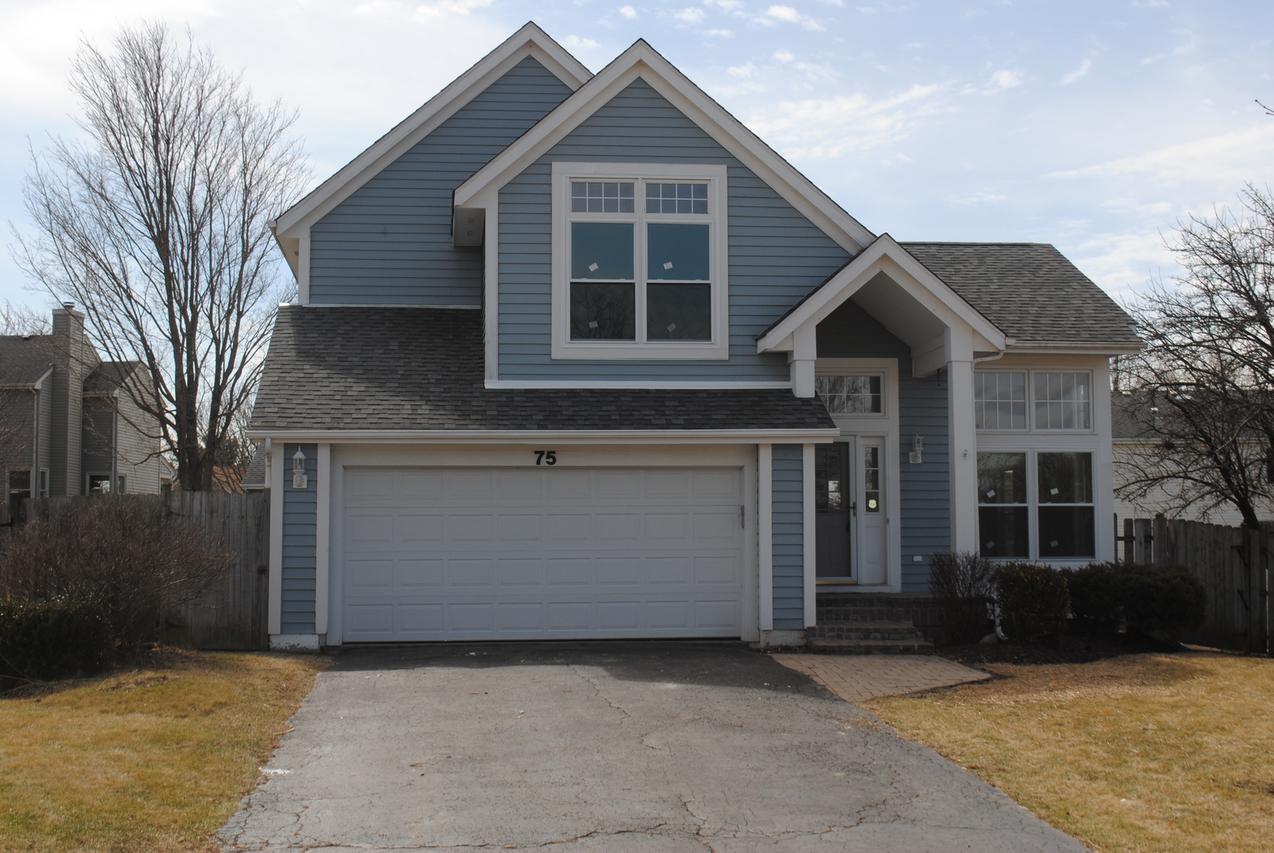75 Foxboro Ln., Gurnee, IL 60031