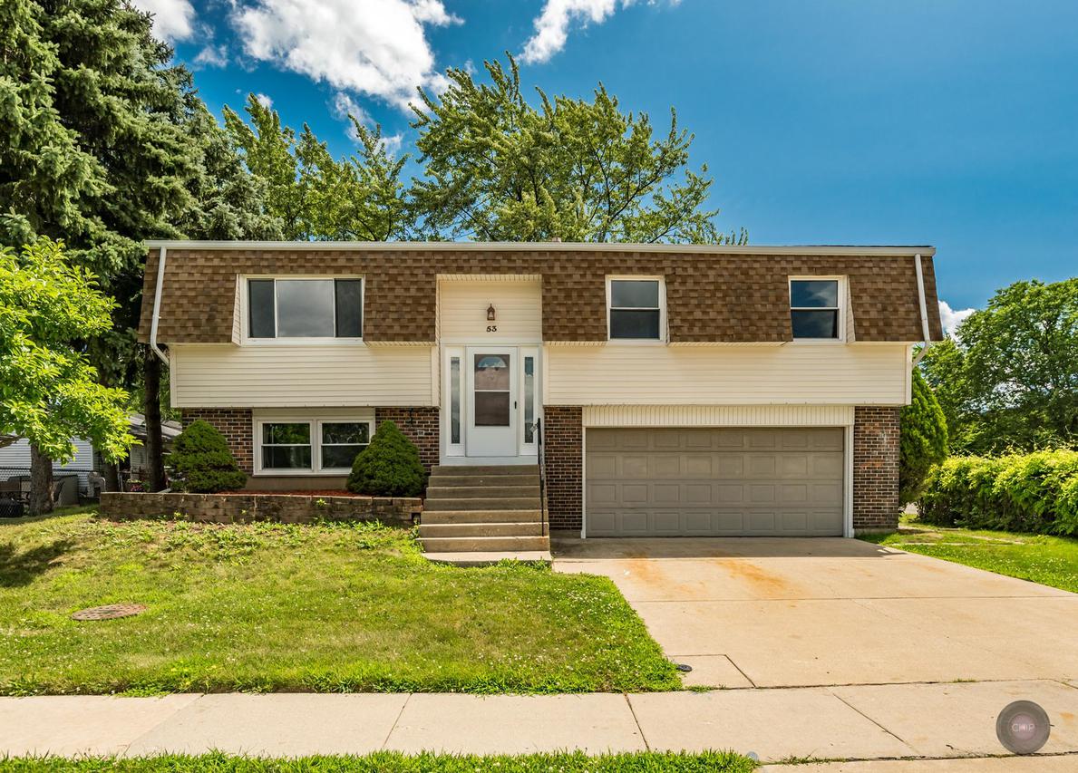 53 E Stevenson Dr., Glendale Heights, IL 60139