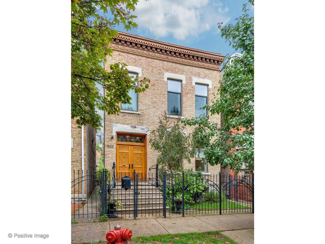 1828 W Huron St., Chicago, IL 60622