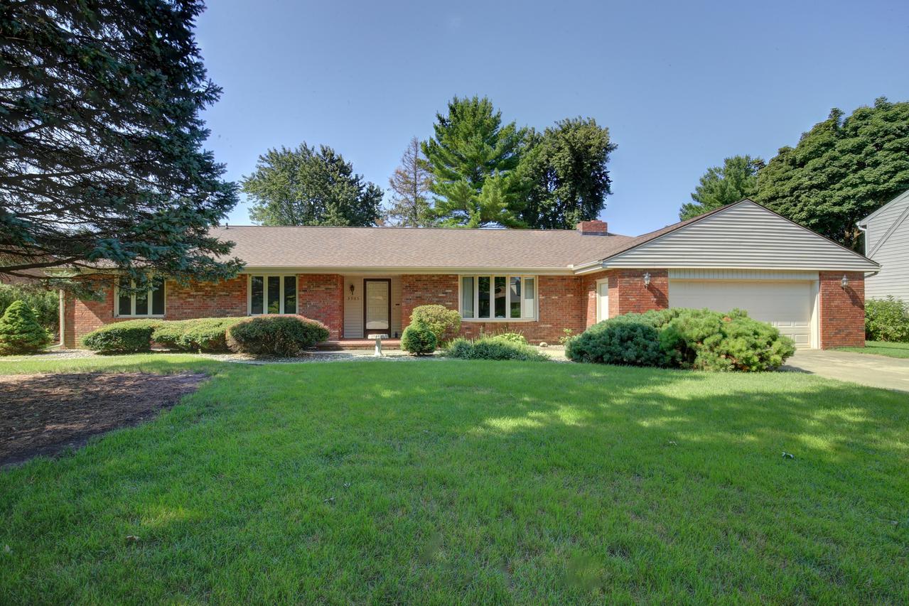 3905 Far Hills Dr., Champaign, IL 61822