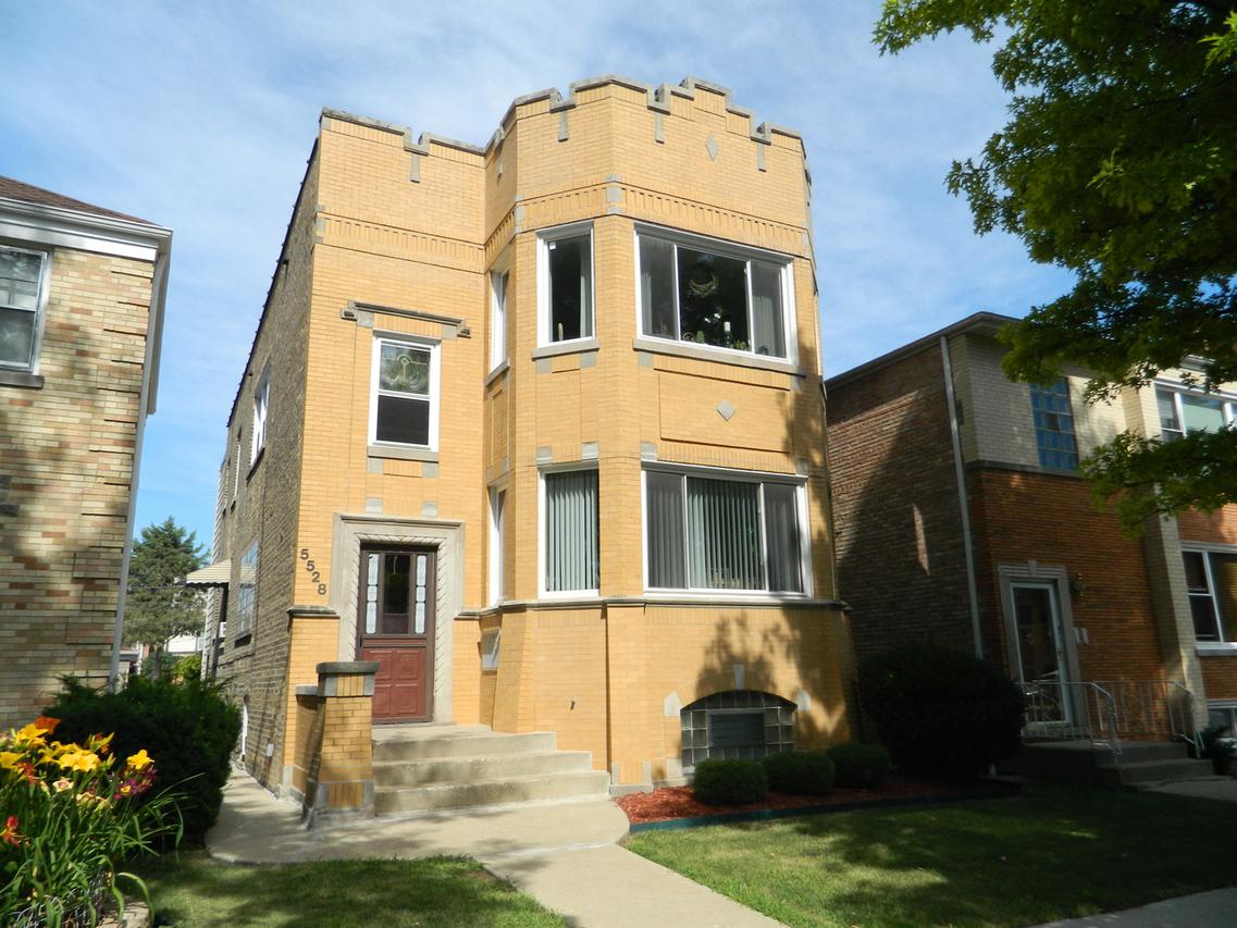 5528 N Mango Ave., Chicago, IL 60630
