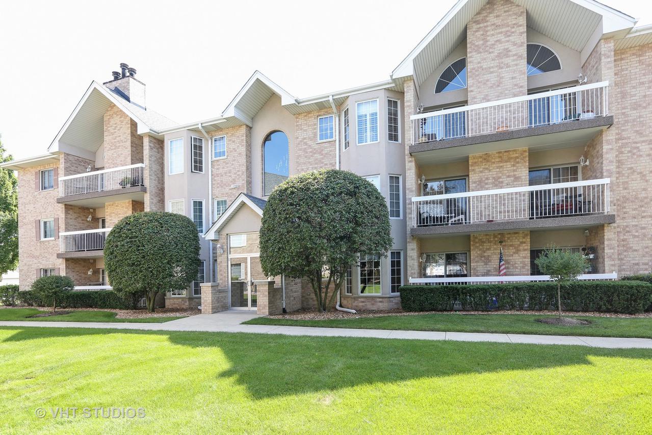 7799 Bristol Park Dr. #1SW, Tinley Park, IL 60477