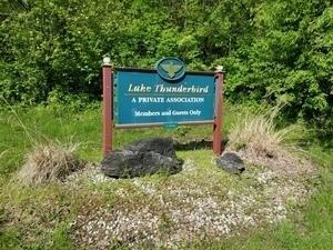 38 Hemlock Dr., Putnam, IL 61560