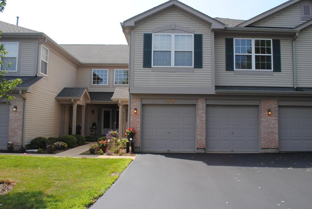 7109 S Stratton Ln., Gurnee, IL 60031