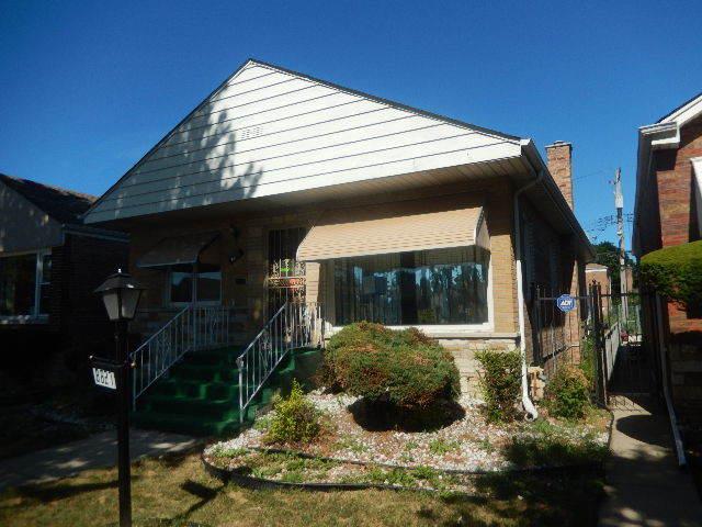 8827 S Cornell Ave., Chicago, IL 60617