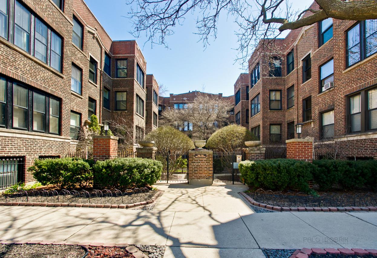 743 W Brompton Ave. #2N, Chicago, IL 60657