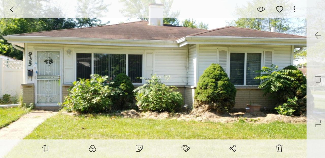 935 Williams St., Calumet City, IL 60409