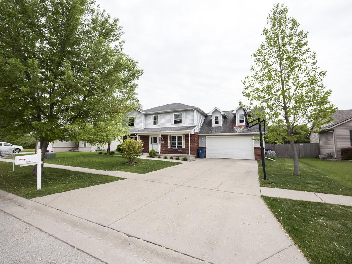 667 Cottage Ct., Morris, IL 60450