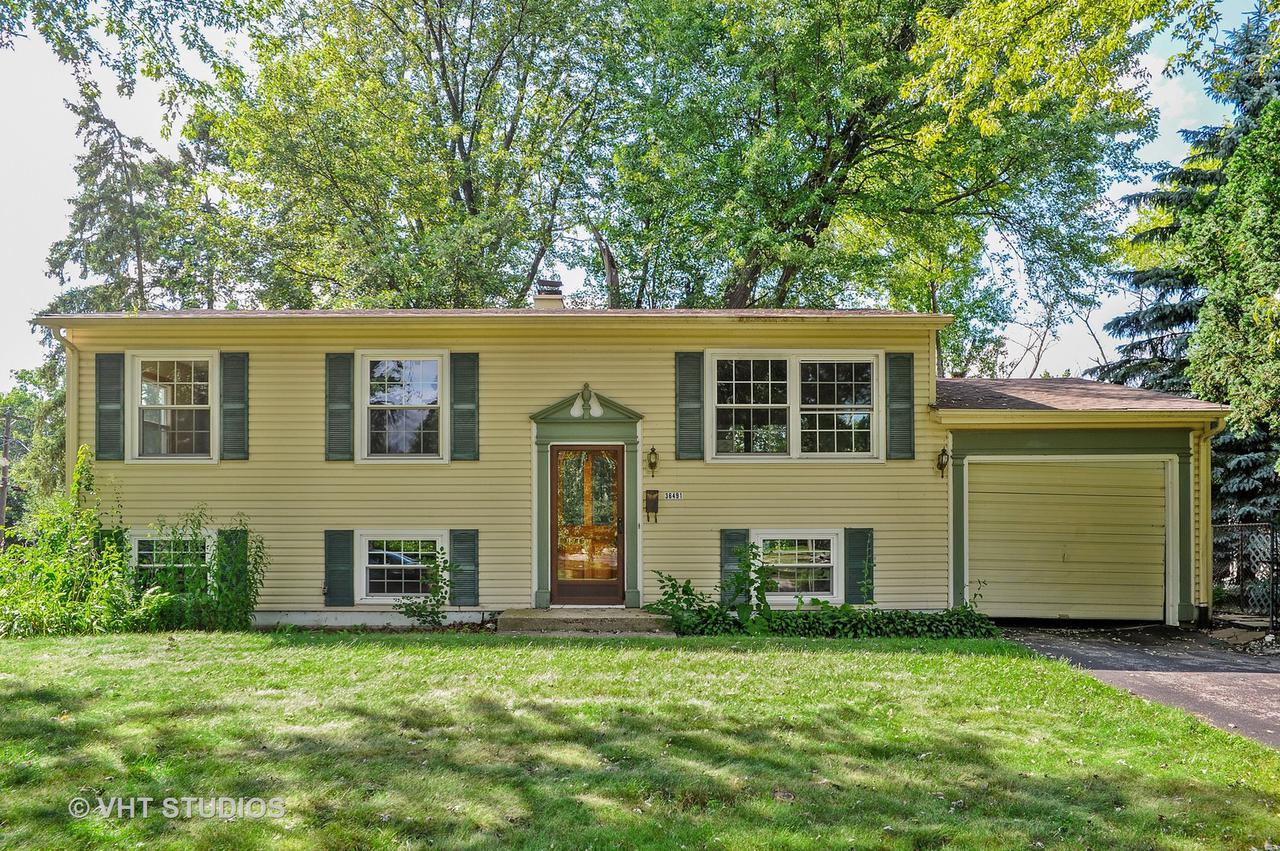 36491 N Grandwood Dr., Gurnee, IL 60031