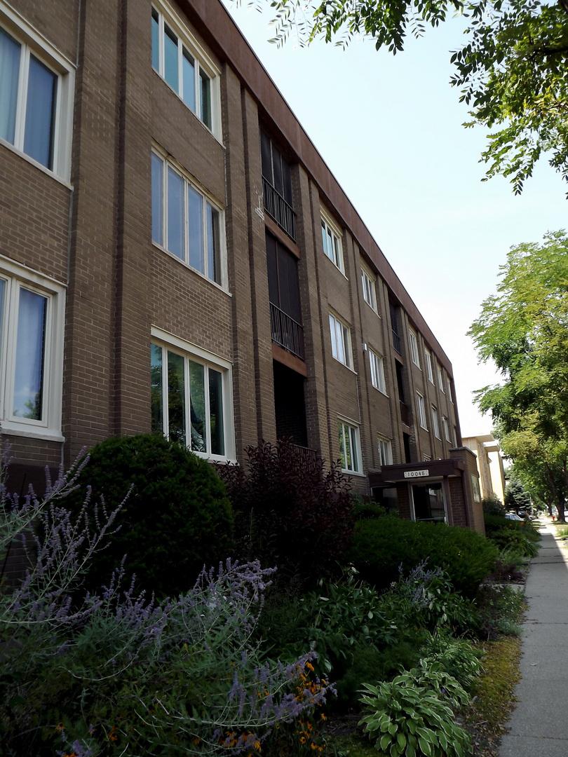 10048 S Pulaski Rd. #3C, Oak Lawn, IL 60453