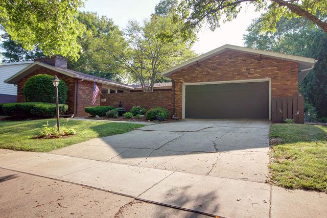 2203 Seaton Ct., Champaign, IL 61821
