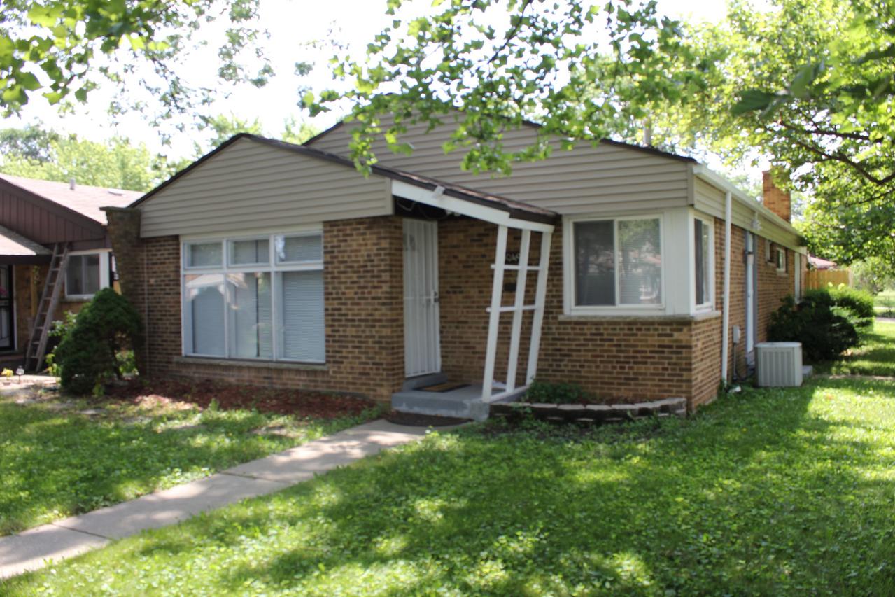 3049 W 84th St., Chicago, IL 60652