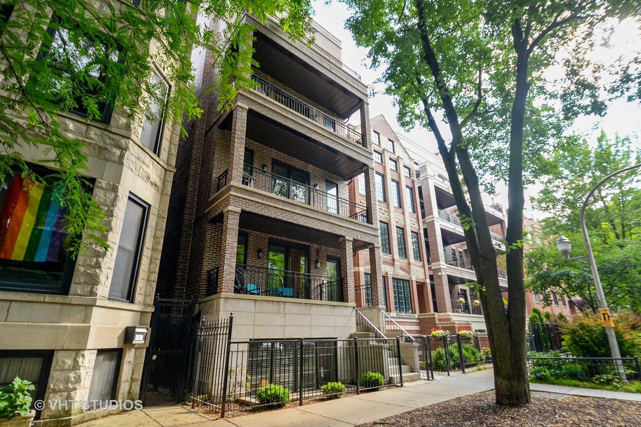 837 W Buckingham Pl. #1, Chicago, IL 60657
