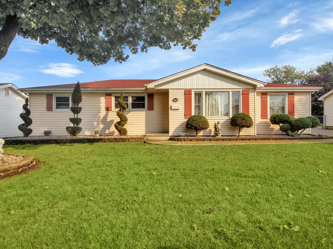 38 Duncan Dr., Bourbonnais, IL 60914