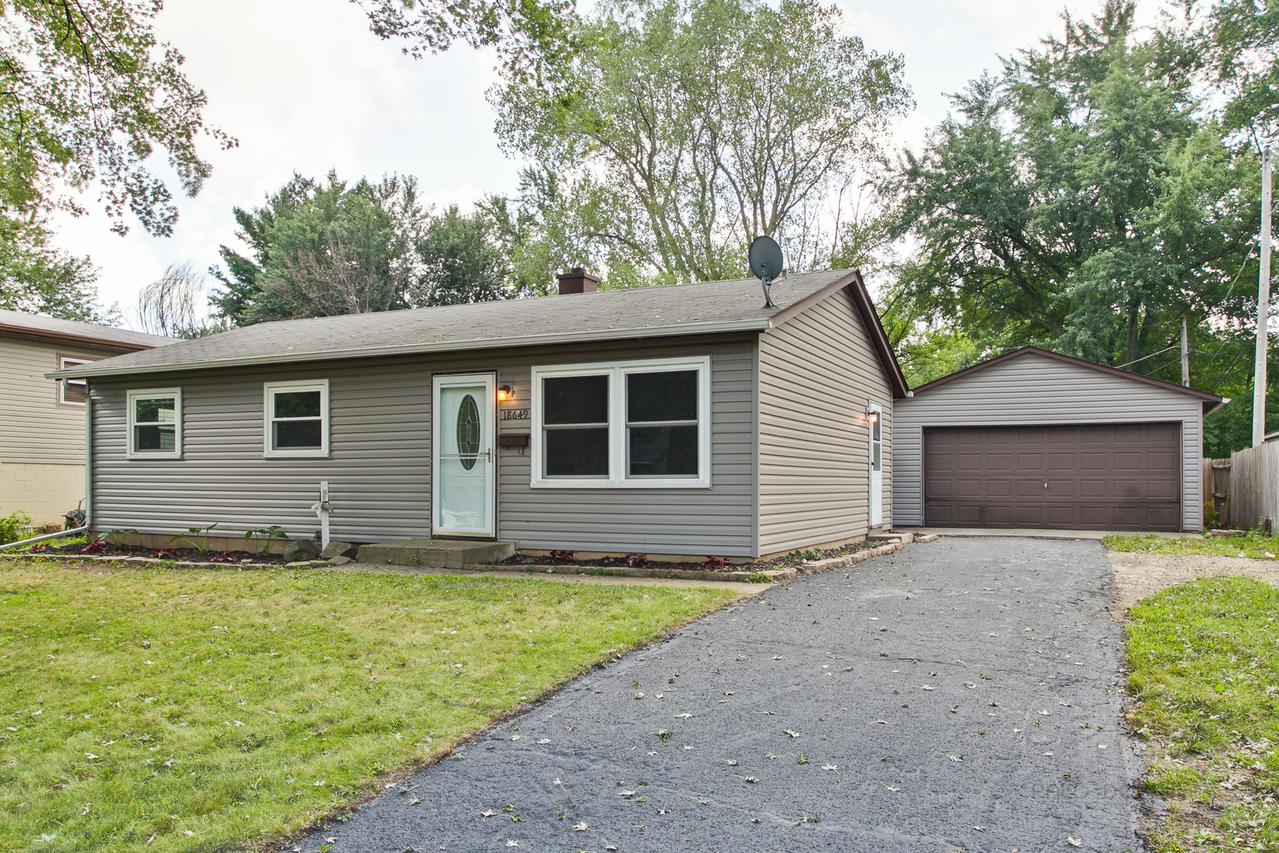 18649 W Karen Ln., Gurnee, IL 60031