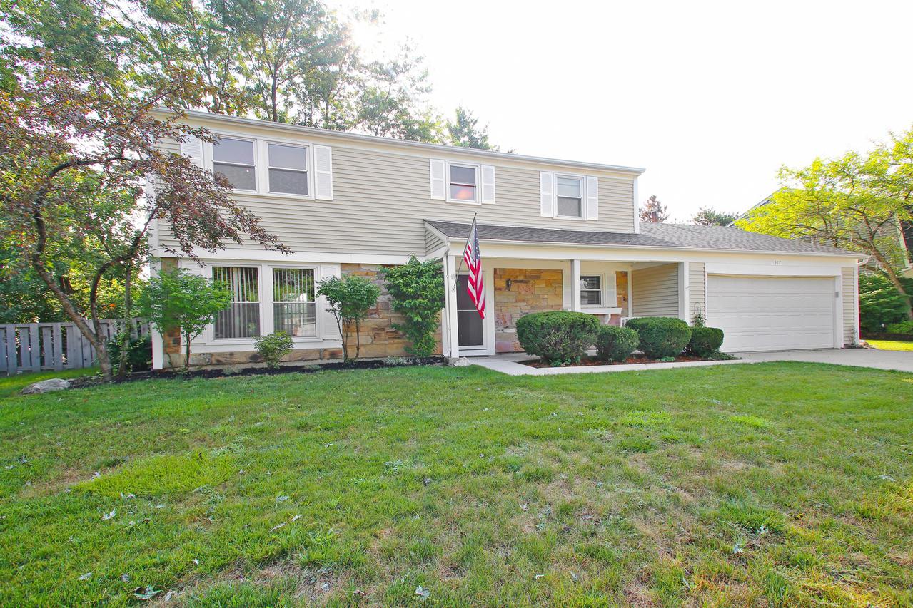 517 Rugby Pl., Schaumburg, IL 60194