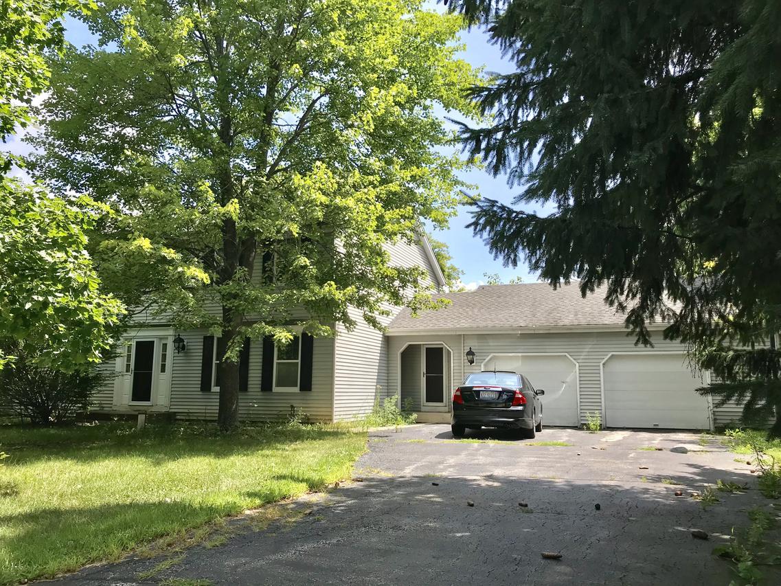 6208 N Wyndwood Dr., Crystal Lake, IL 60014
