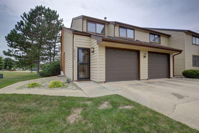 2147 Harbortown Cir., Champaign, IL 61821