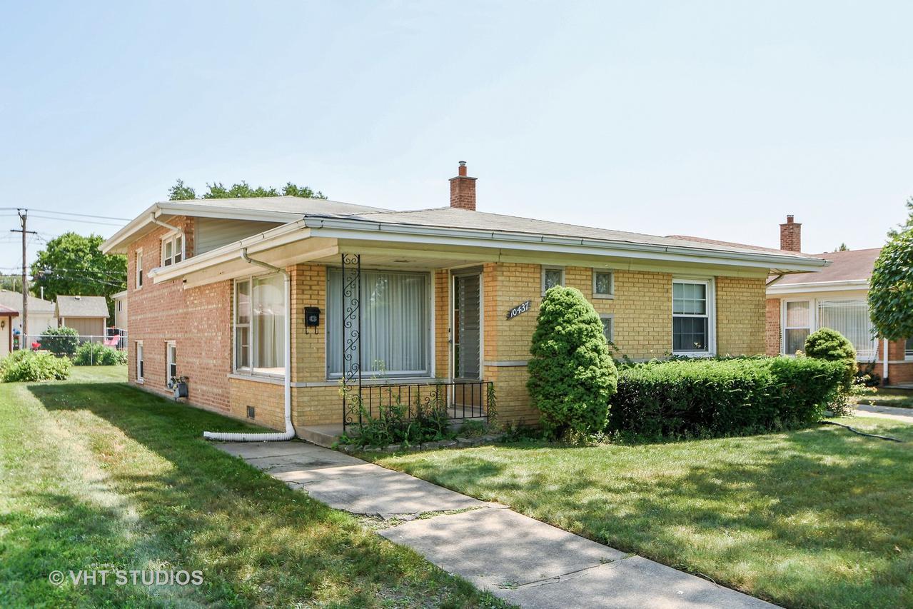 10437 Lawler Ave., Oak Lawn, IL 60453