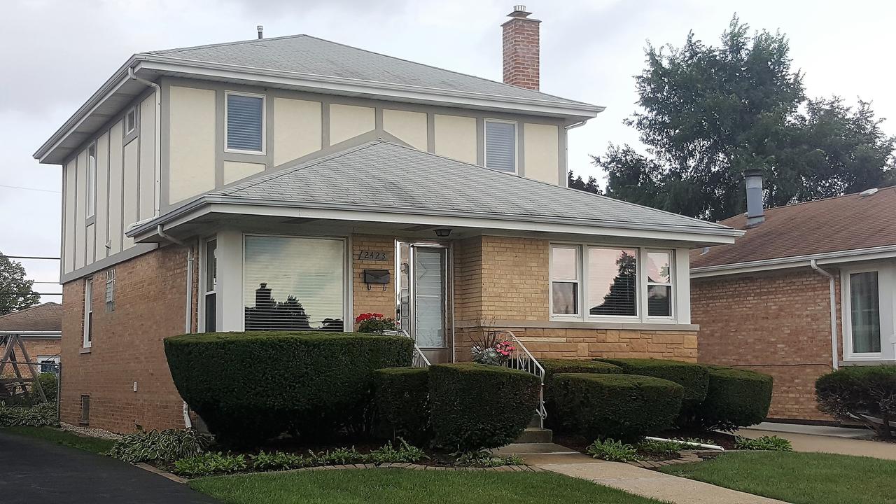 2423 Ernst St., Franklin Park, IL 60131