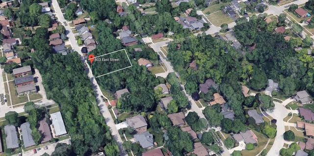 803 East St., Lemont, IL 60439