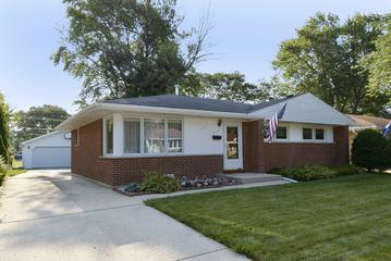 517 N Pine St., Mount Prospect, IL 60056