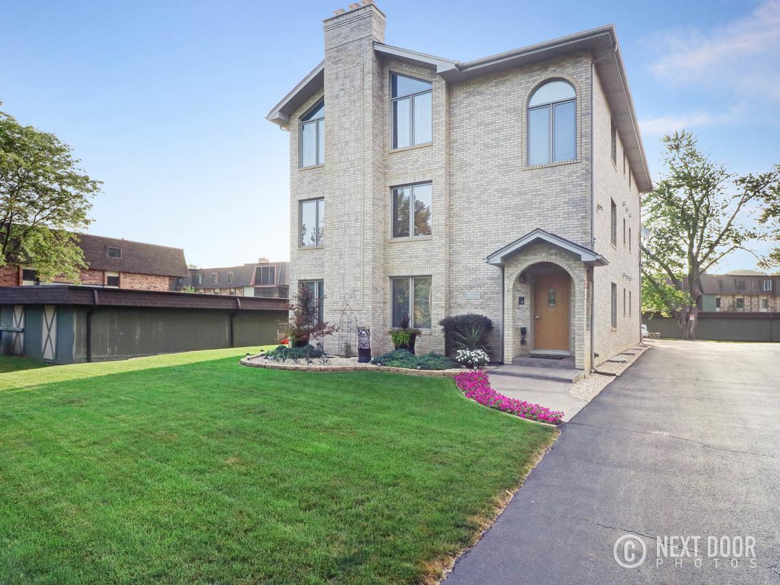 11221 S Kean Ave. #C, Palos Hills, IL 60465