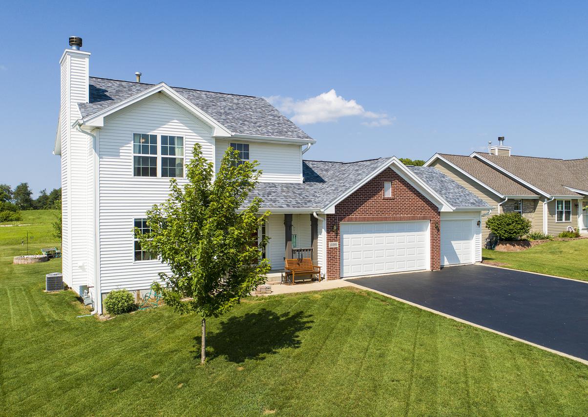12295 Barberry Dr., Winnebago, IL 61088