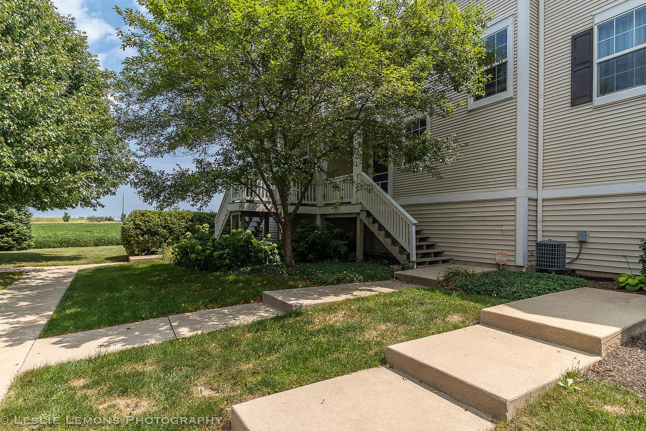 1526 Grand Dr. #5, Dekalb, IL 60115