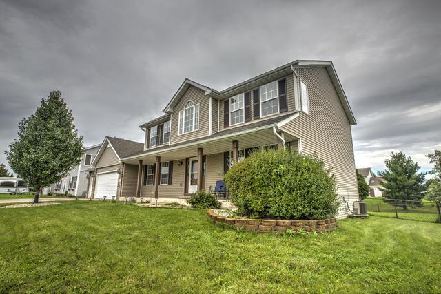 701 Golden Prairie Dr., Davis Junction, IL 61020
