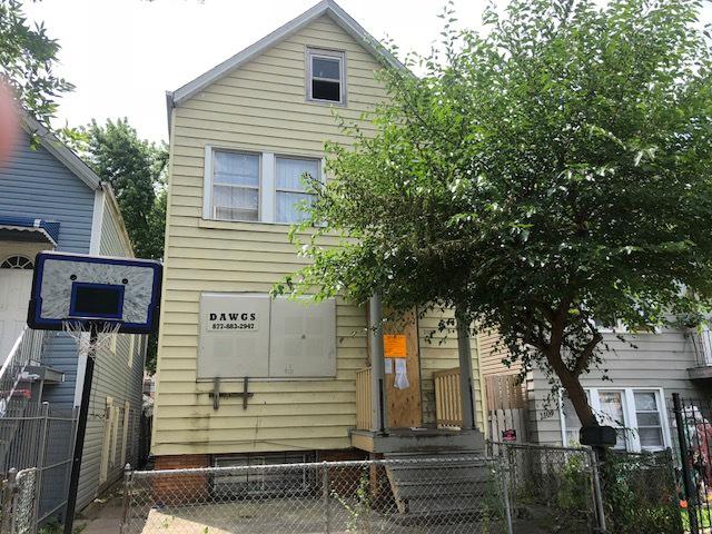 2105 W 50th St., Chicago, IL 60609